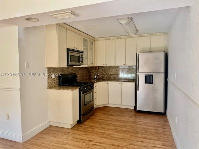 Virginia Pointe Apt #12