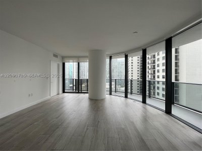Alquiler de apartamento en Brickell Heights West 1906
