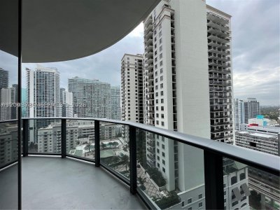 Alquiler de apartamento en Brickell Heights West 1906