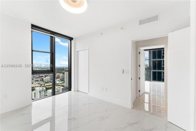 Alquiler de apartamento en Aria Reserve Miami 5401B