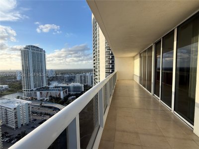 Comprar apartamento en Beach Club Two 3006
