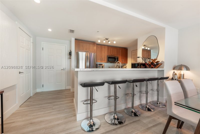 Comprar apartamento en 1300 Ponce 800