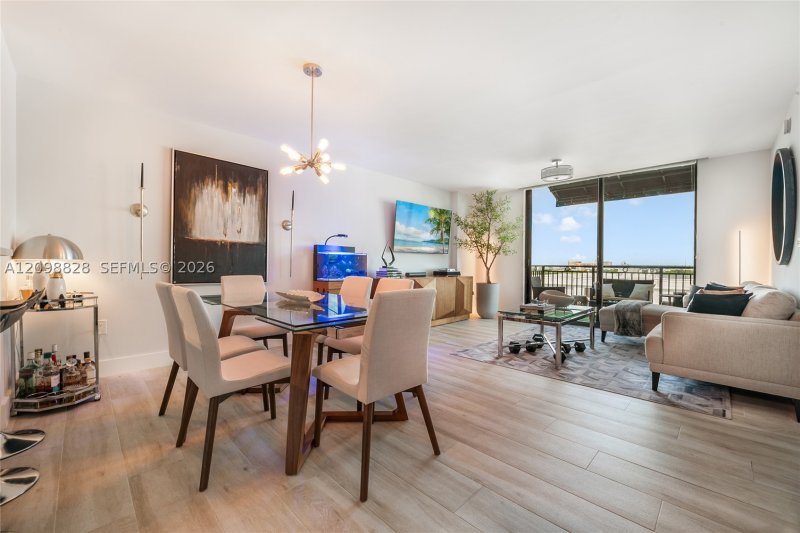 Comprar apartamento en 1300 Ponce 800
