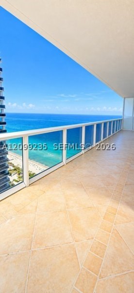 Comprar apartamento en Beach Club Two 3708