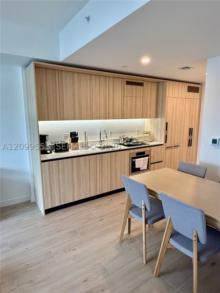 Comprar apartamento no District 225 3406