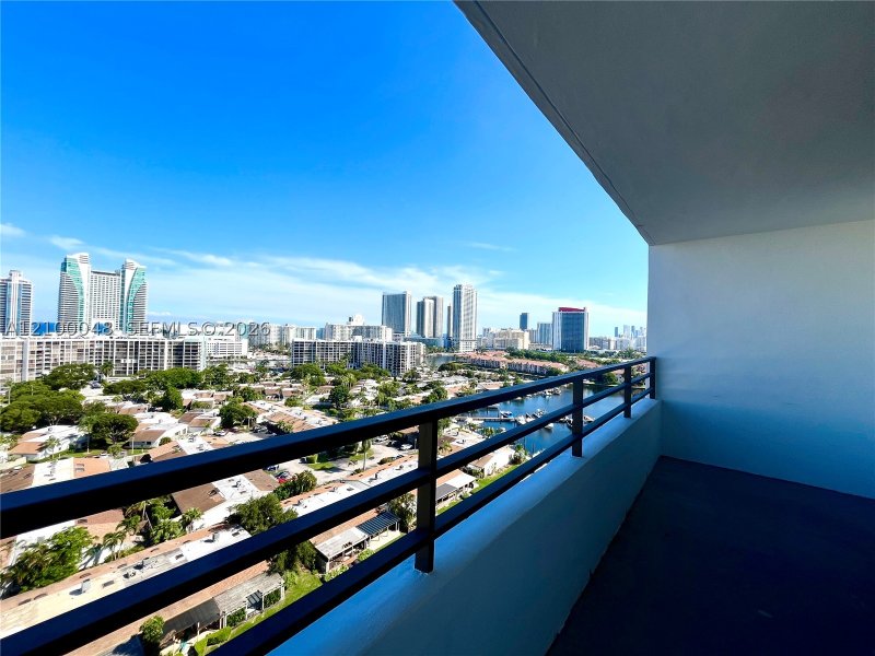 Property photo # 4