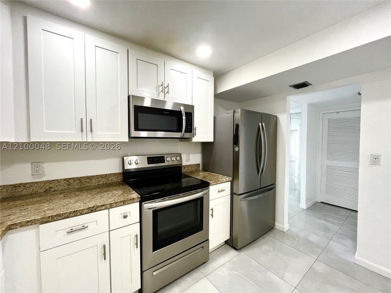 Property photo # 6
