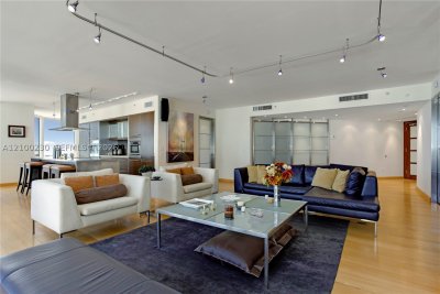 Blue Diamond Condo Apt #401