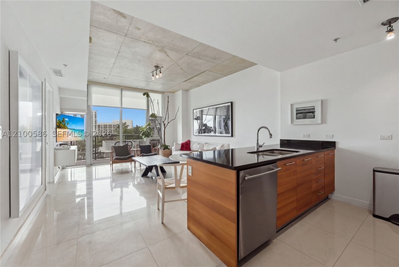 Alquiler de apartamento en Midtown Miami 4 H0911