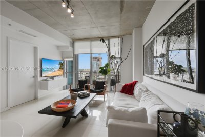 Alquiler de apartamento en Midtown Miami 4 H0911