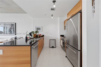 Alquiler de apartamento en Midtown Miami 4 H0911