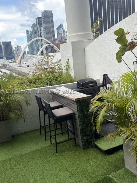Aluguel de apartamento no Opera Tower 1112