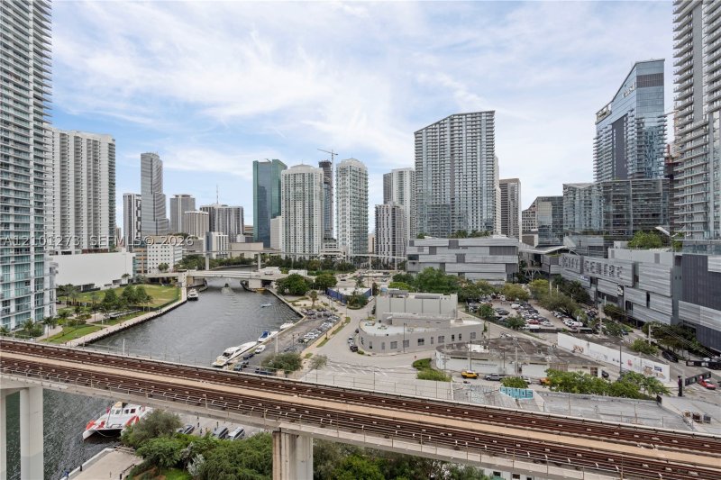 Aluguel de apartamento no Neo Vertika Brickell 1514