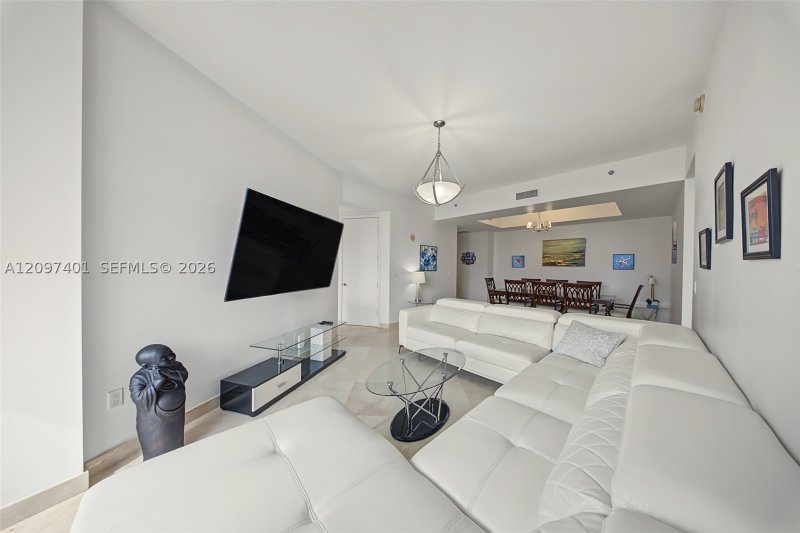 Apartment for rent at Trump Tower Two 405