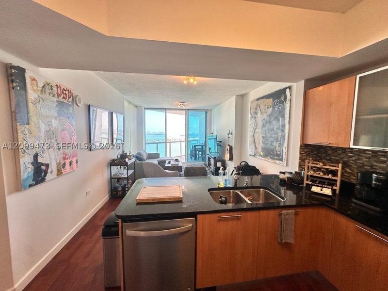Alquiler de apartamento en Platinum Condo 1704