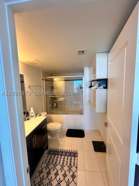 Alquiler de apartamento en Platinum Condo 1704