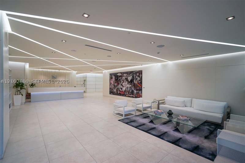 Apartment for rent at Baltus House 1404