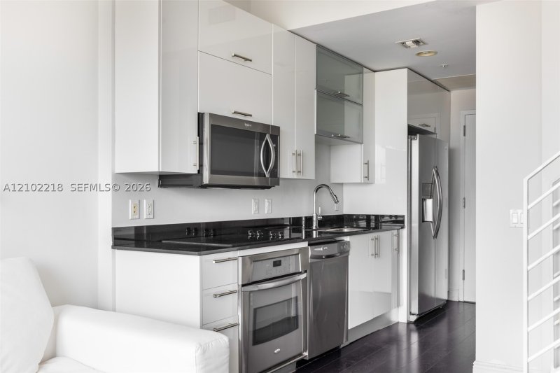 Apartment for rent at Infinity on Brickell 2417