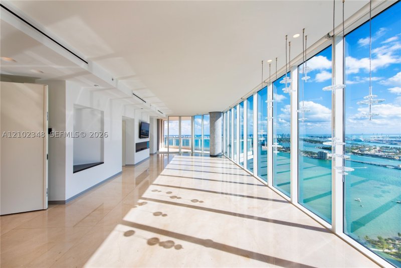 Apartment for rent at Paramount Bay 4502
