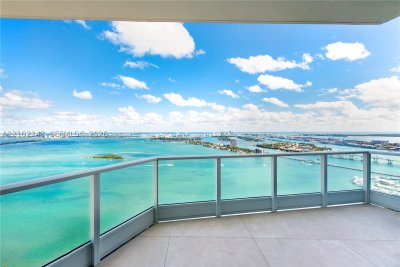 Alquiler de apartamento en Paramount Bay 4502