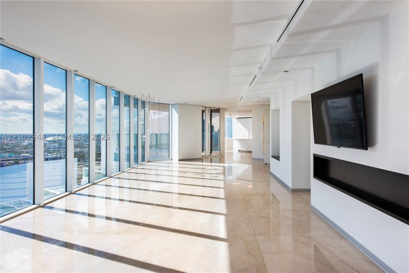 Apartment for rent at Paramount Bay 4502