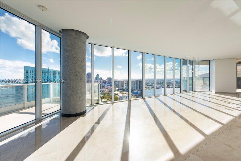 Apartment for rent at Paramount Bay 4502