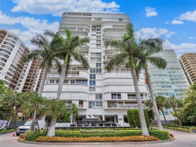 apartamentos en venta en Bal Harbour 101 Condo
