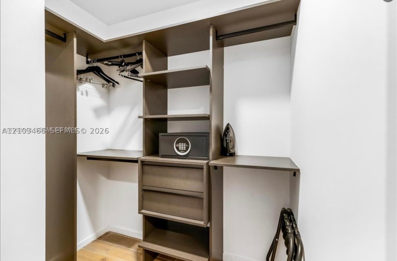 Comprar apartamento en The Elser Hotel and Residences 2805