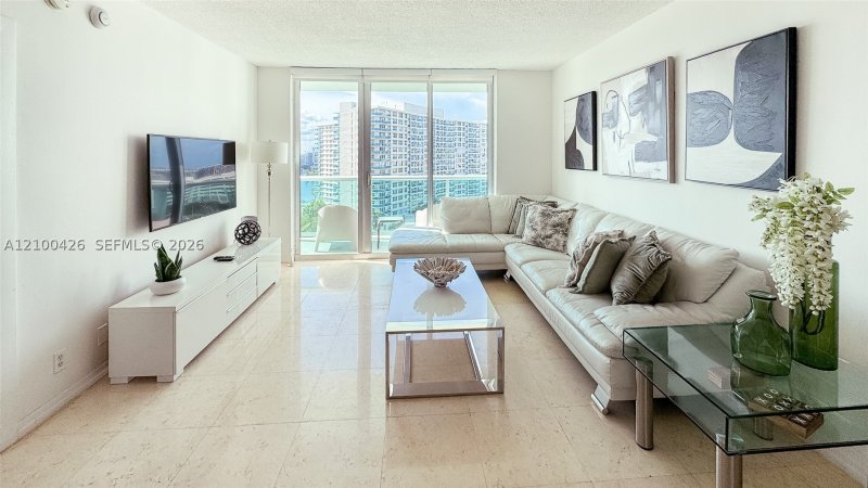 Condo for sale at Tides Hollywood Beach 12P