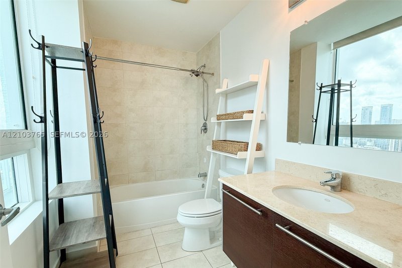 Property photo # 6