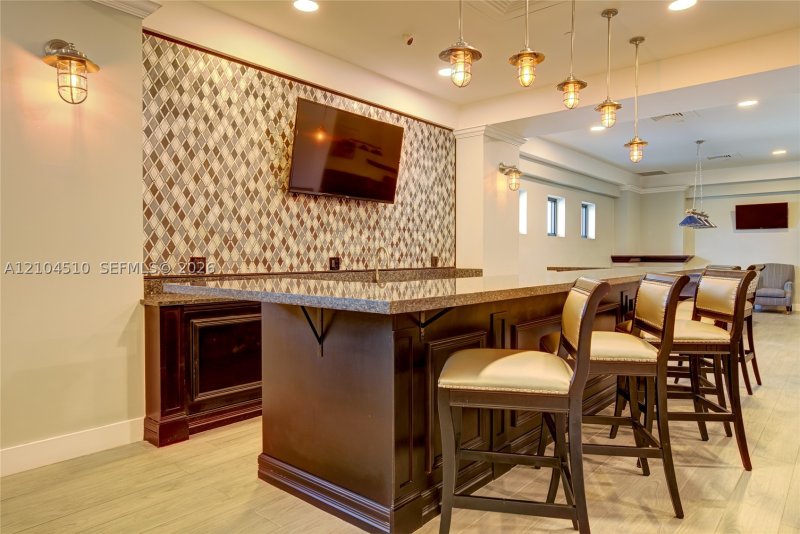 Condo for sale at The Wave Condo 1006