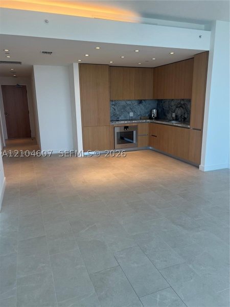 Apartment for rent at Five Park Miami Beach 1008