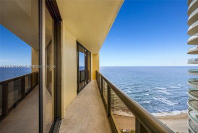 Comprar apartamento no Sayan 2502