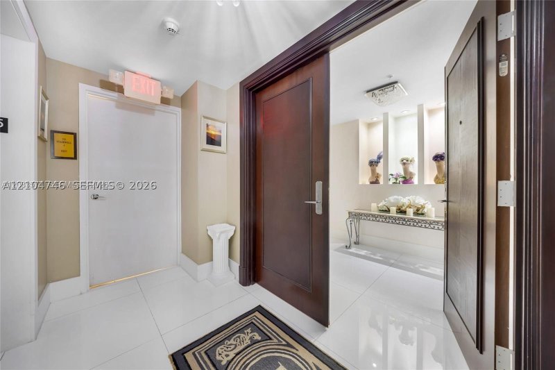 Comprar apartamento no Sayan 2502
