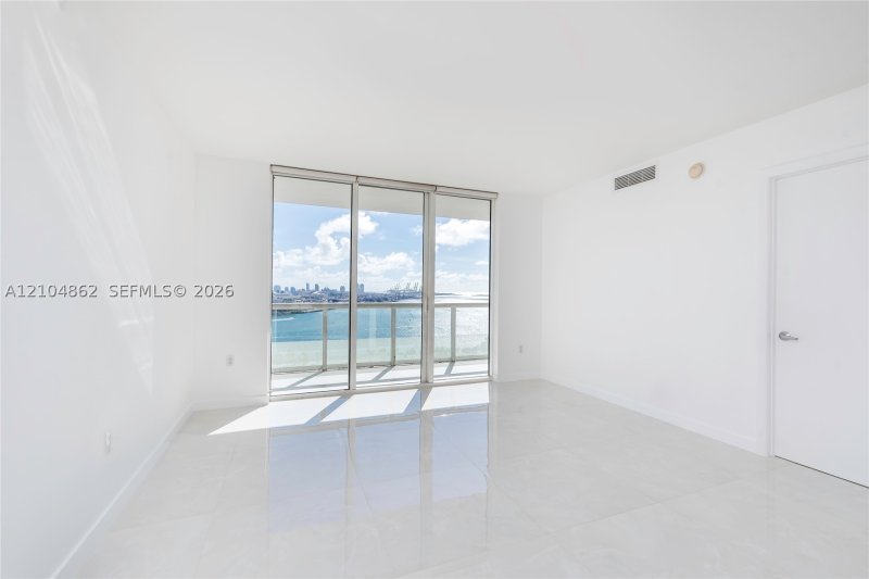 Aluguel de apartamento no 50 Biscayne 1808