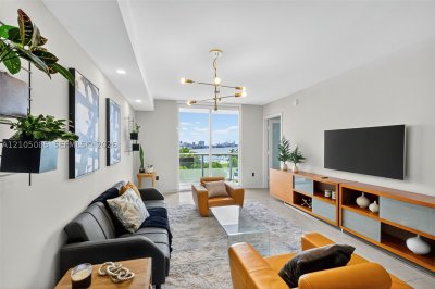 50 Biscayne Apt #710