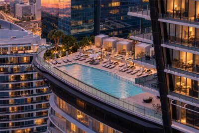 Aluguel de apartamento no Aston Martin Residences 5205W