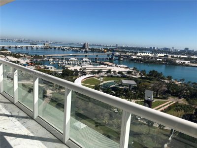50 Biscayne Apt #2102
