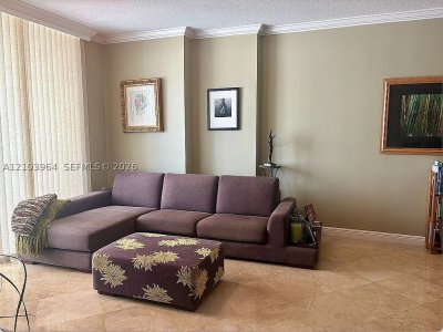 Comprar apartamento no Duo Condo 601E