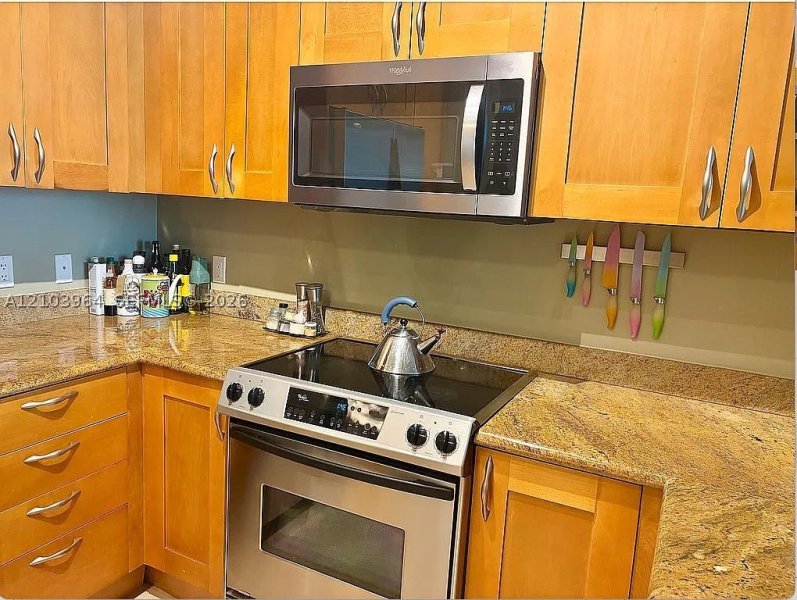 Comprar apartamento no Duo Condo 601E