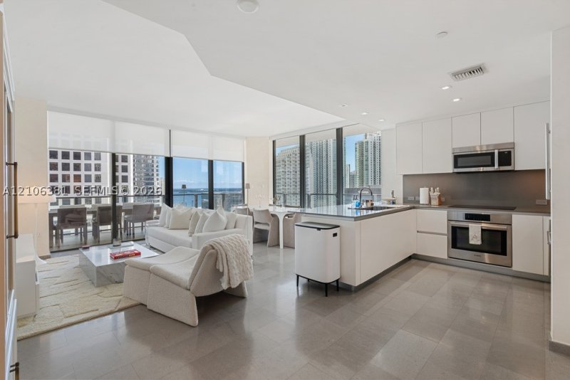 Apartment for rent at Brickell City Centre Reach 1701