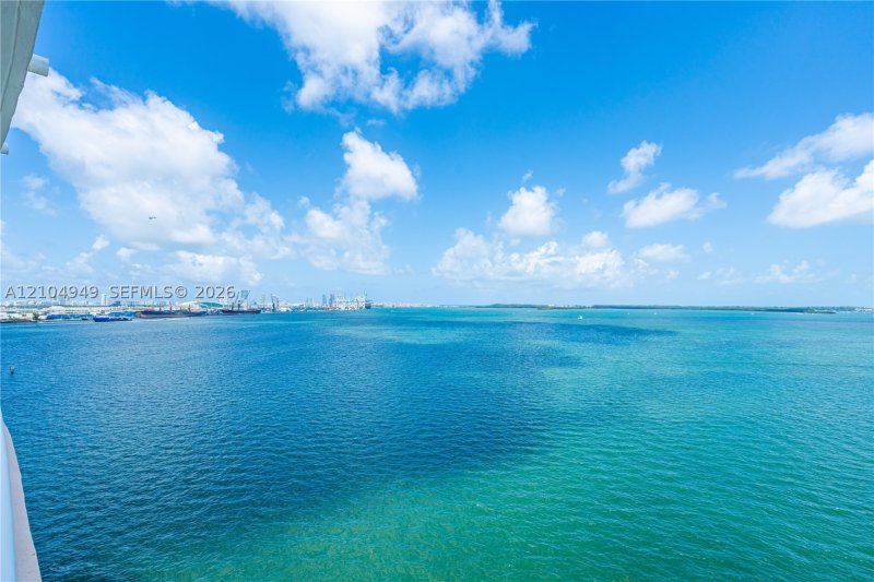 Condo for sale at Two Tequesta Point 1006