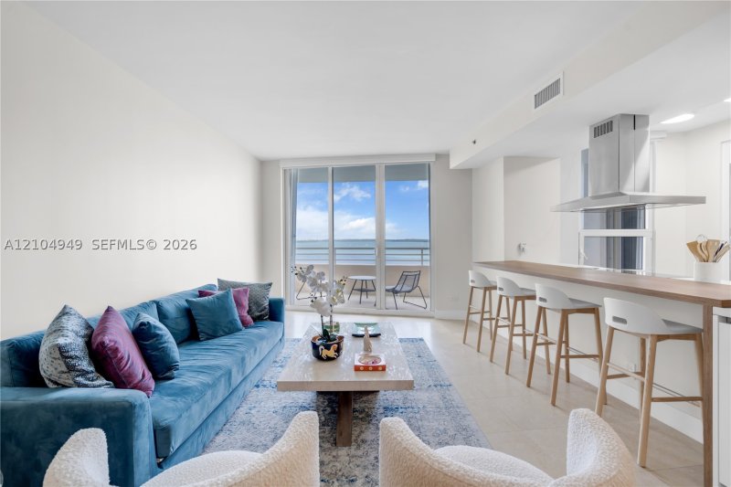 Condo for sale at Two Tequesta Point 1006