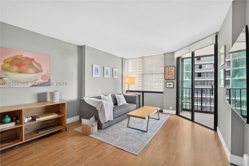 Comprar apartamento en Brickell Place III A2004
