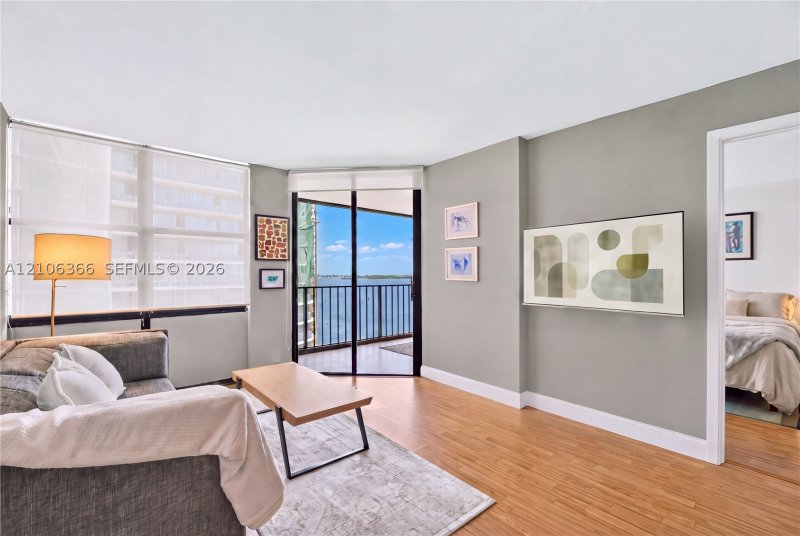 Comprar apartamento en Brickell Place III A2004