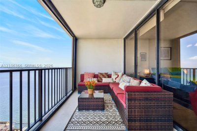 Comprar apartamento en Brickell Place III A2004