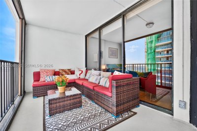 Comprar apartamento en Brickell Place III A2004