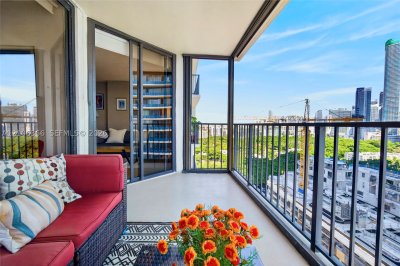 Comprar apartamento en Brickell Place III A2004