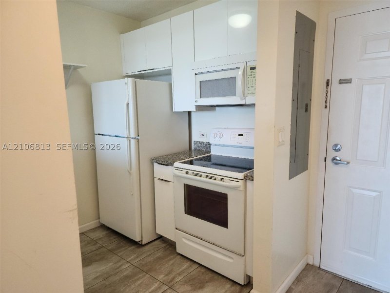 Property photo # 4