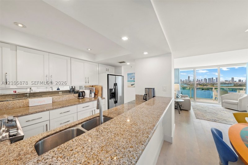 Comprar apartamento no Floridian 1807